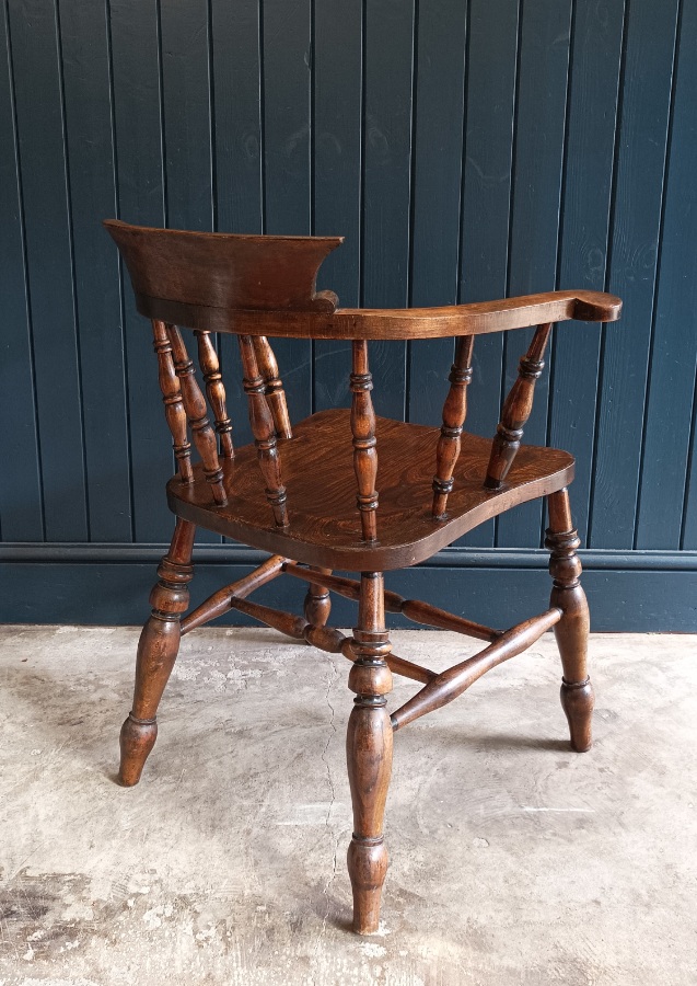 Antique English Smokers Captains Bow Chair (6).jpg